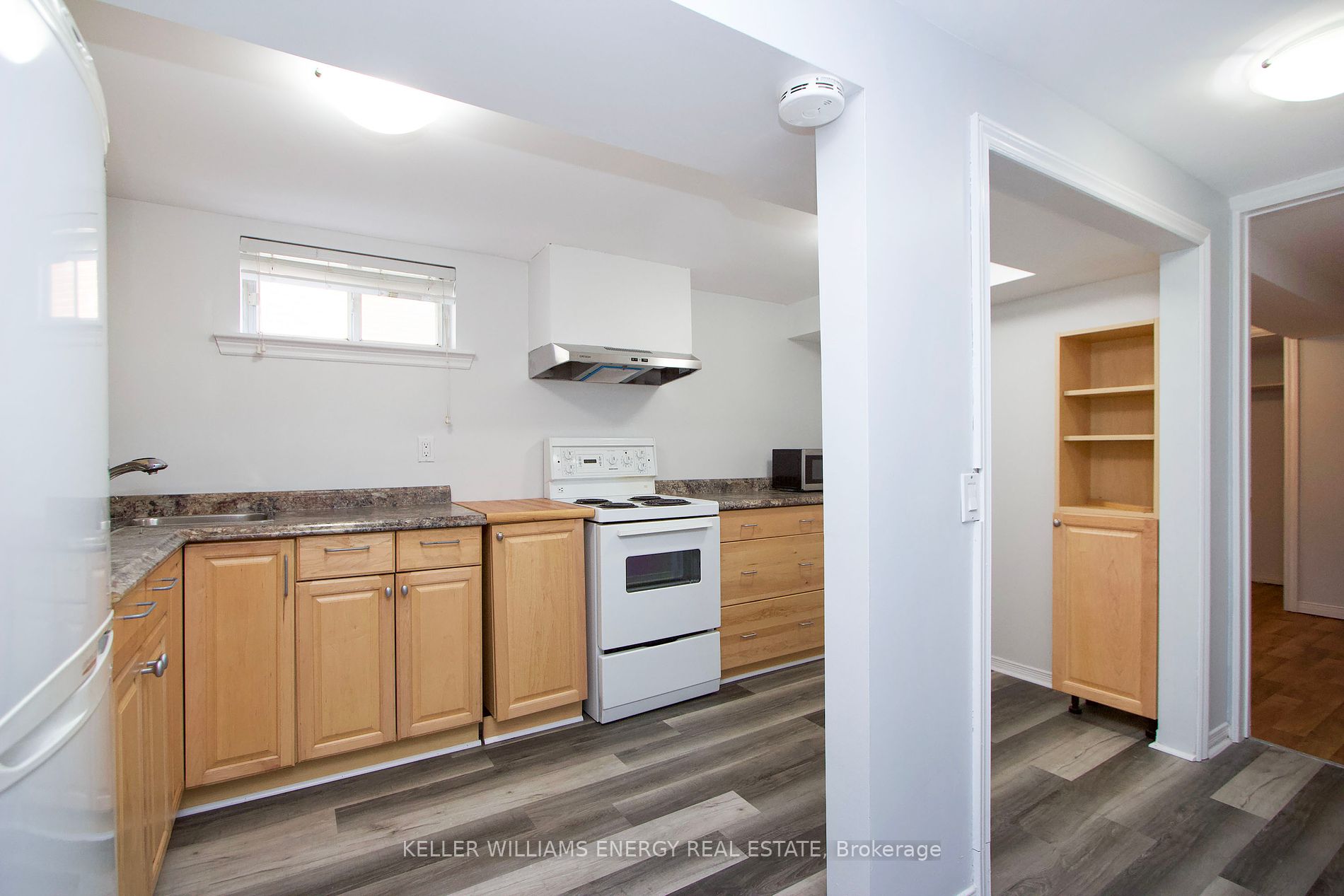 356 Gliddon Ave, #Lower