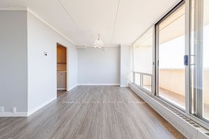 2 Glamorgan Ave, #1205