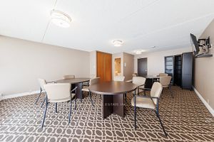 2 Glamorgan Ave, #1205
