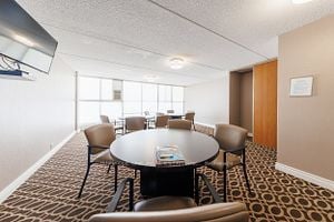2 Glamorgan Ave, #1205