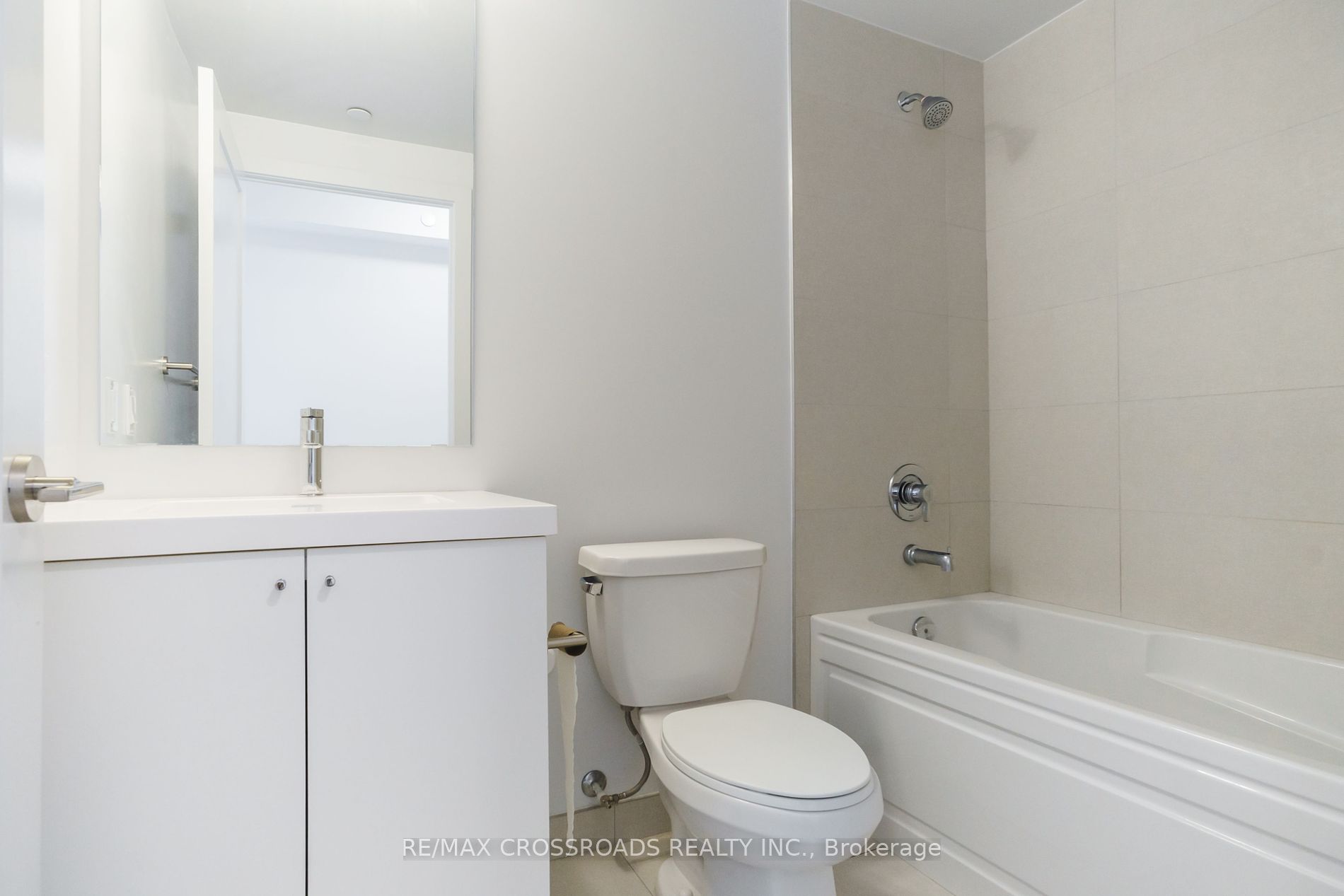 2550 Simcoe Street N, #1501