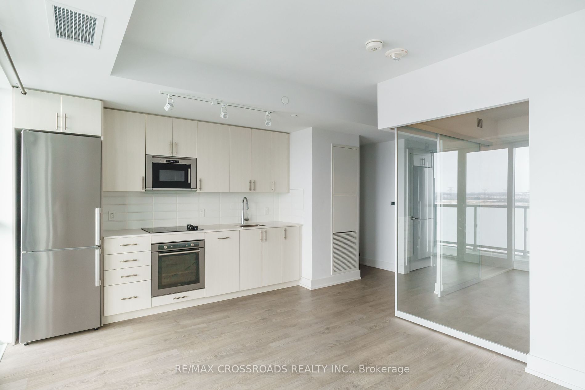 2550 Simcoe Street N, #1501