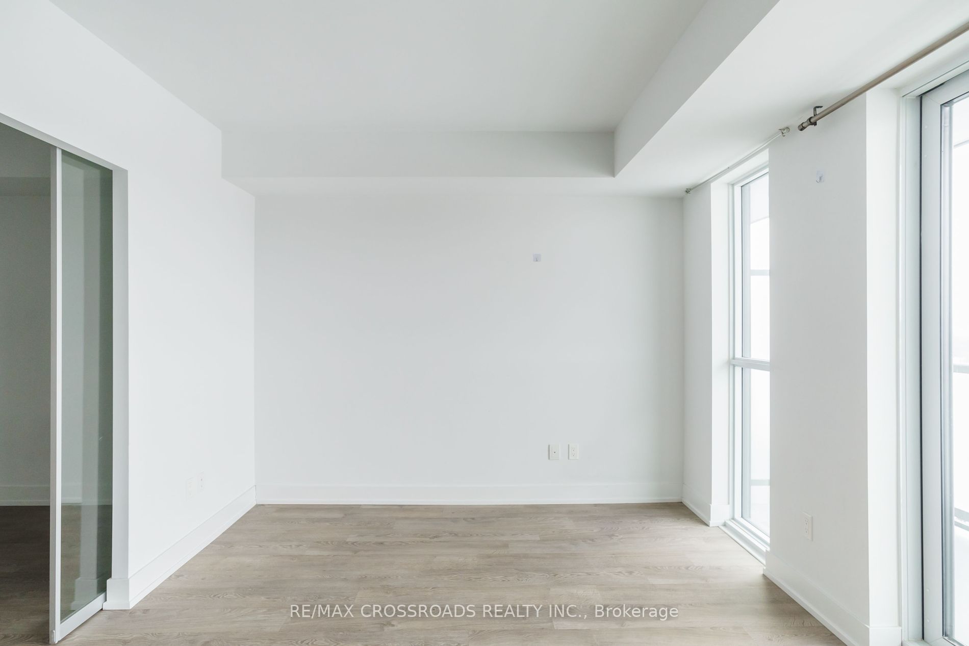 2550 Simcoe Street N, #1501
