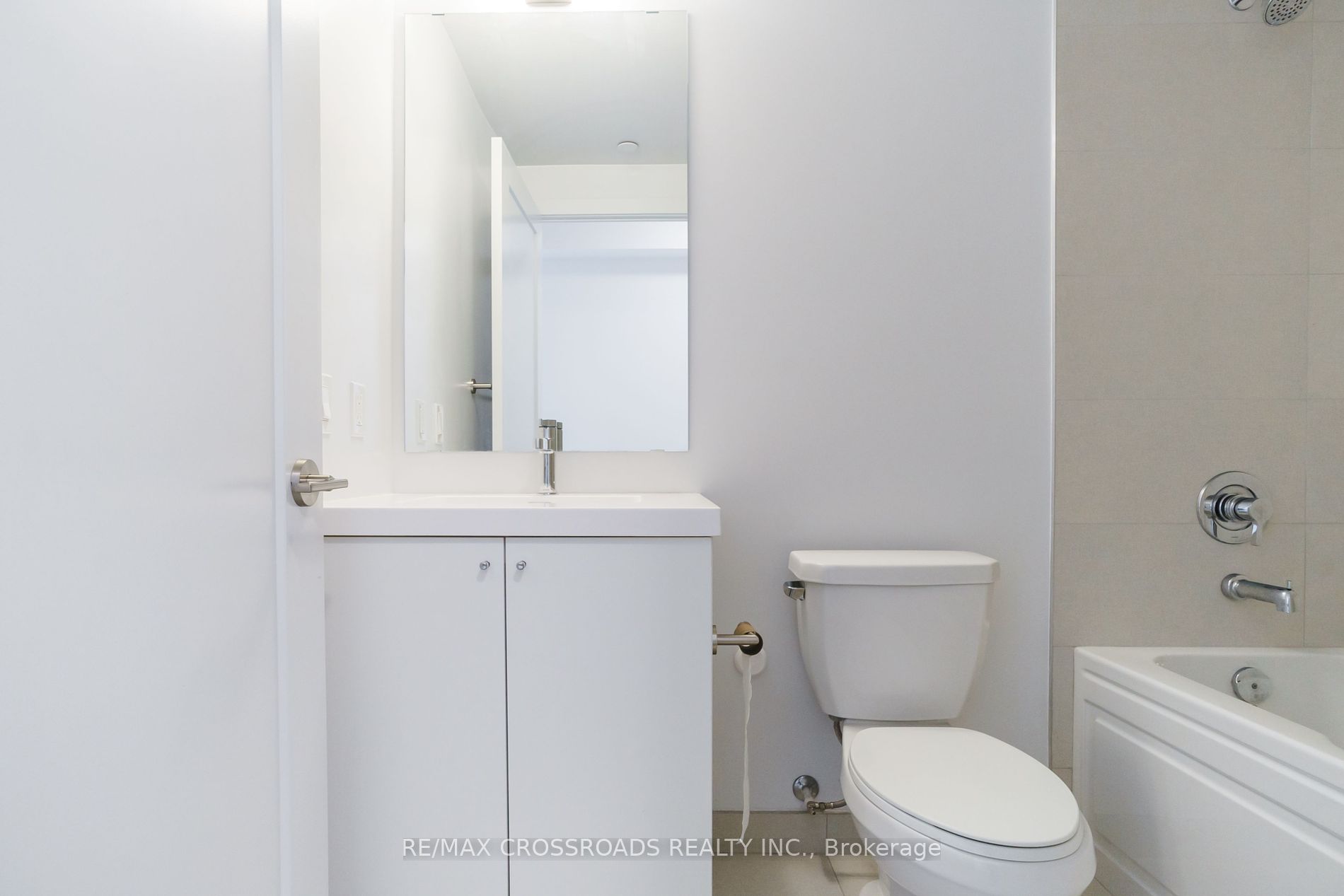 2550 Simcoe Street N, #1501