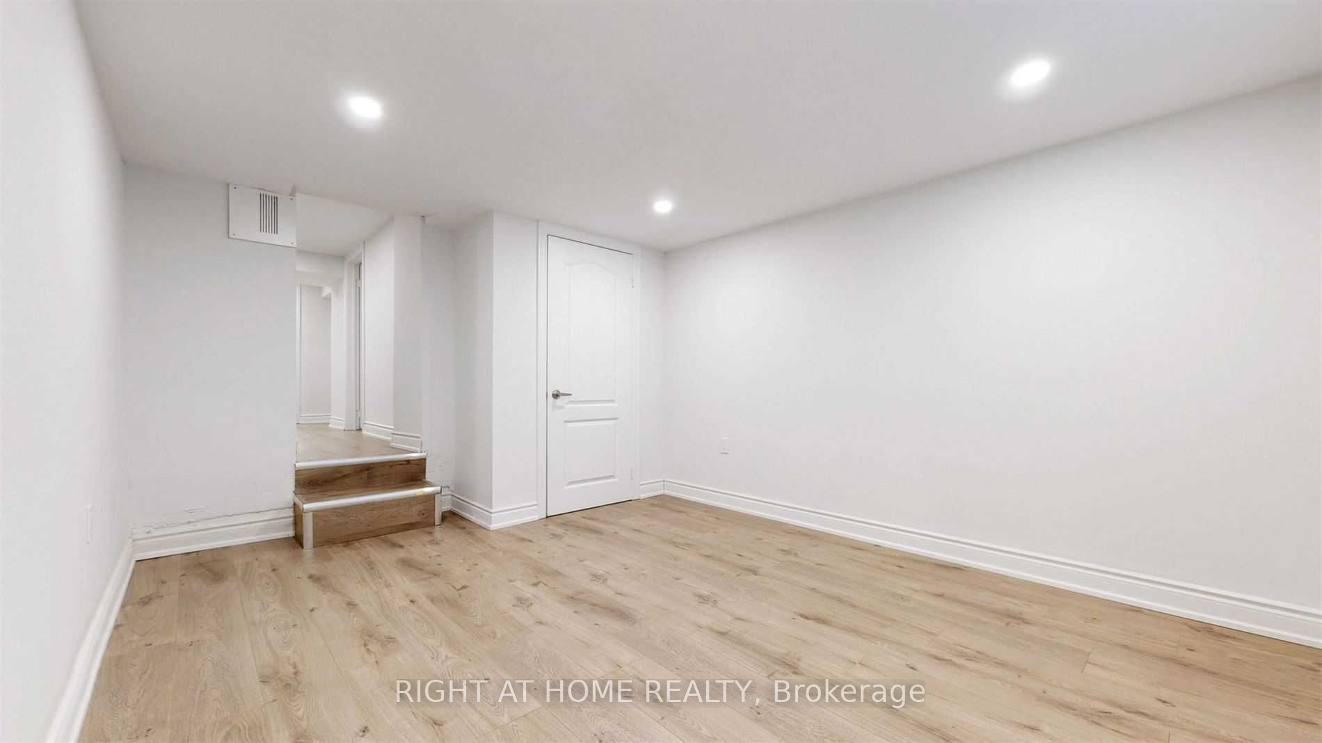 8 Airley Crescent #Bsmt