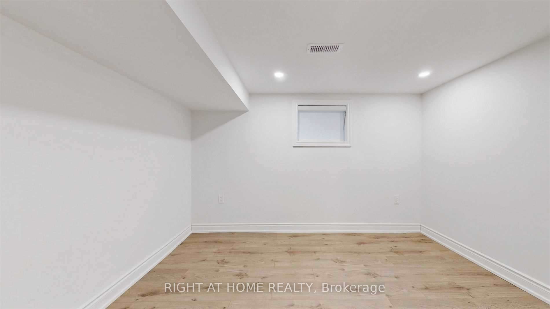 8 Airley Crescent #Bsmt
