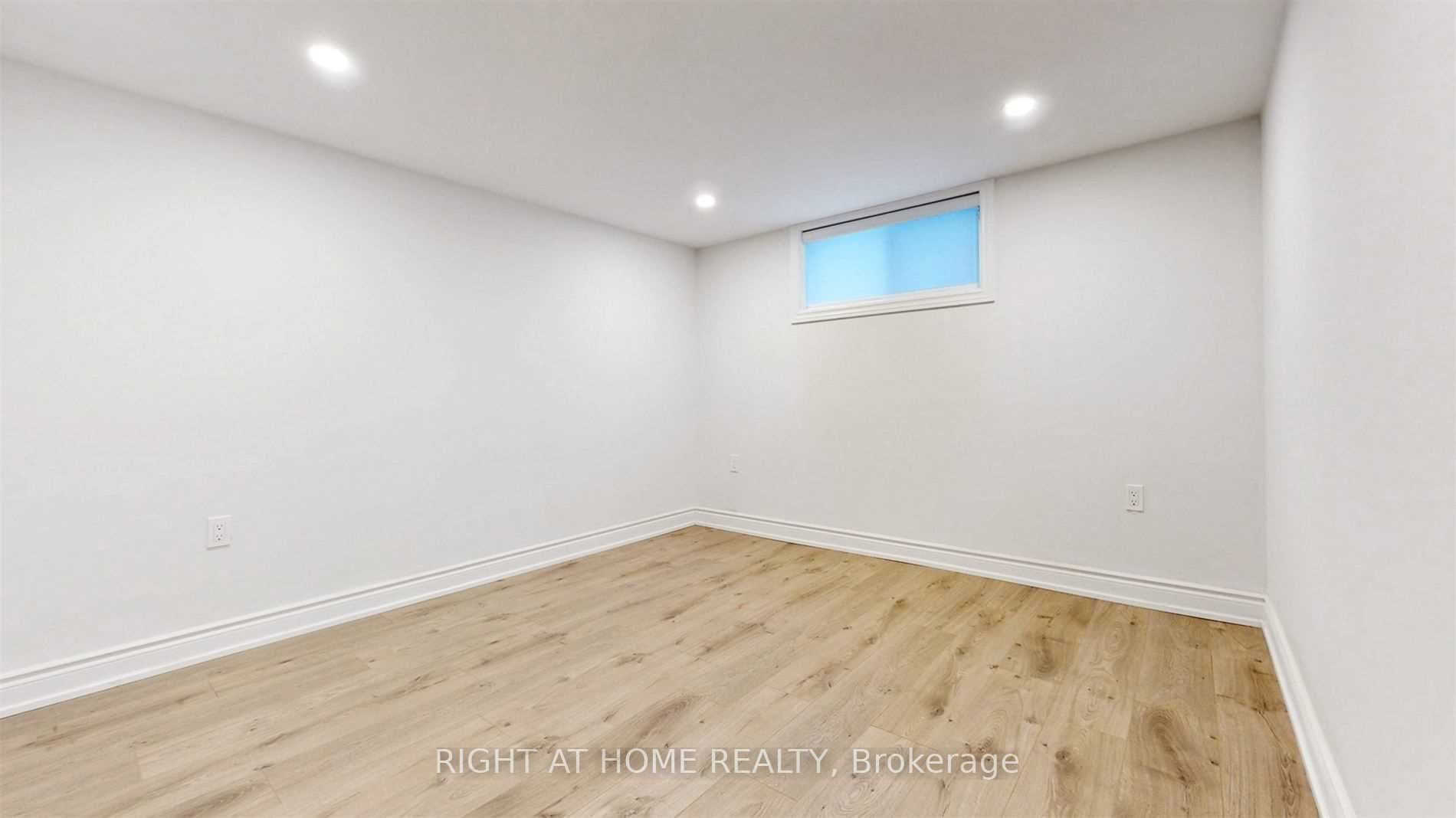 8 Airley Crescent #Bsmt