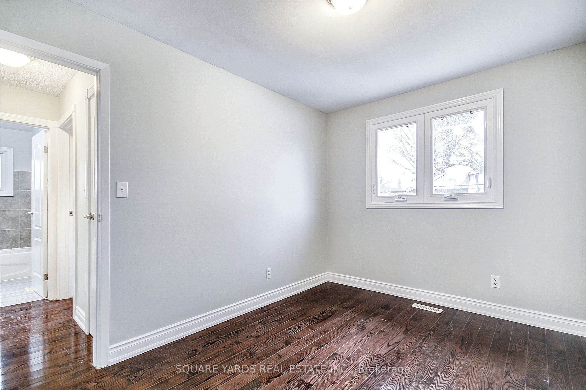 14 Agate Rd