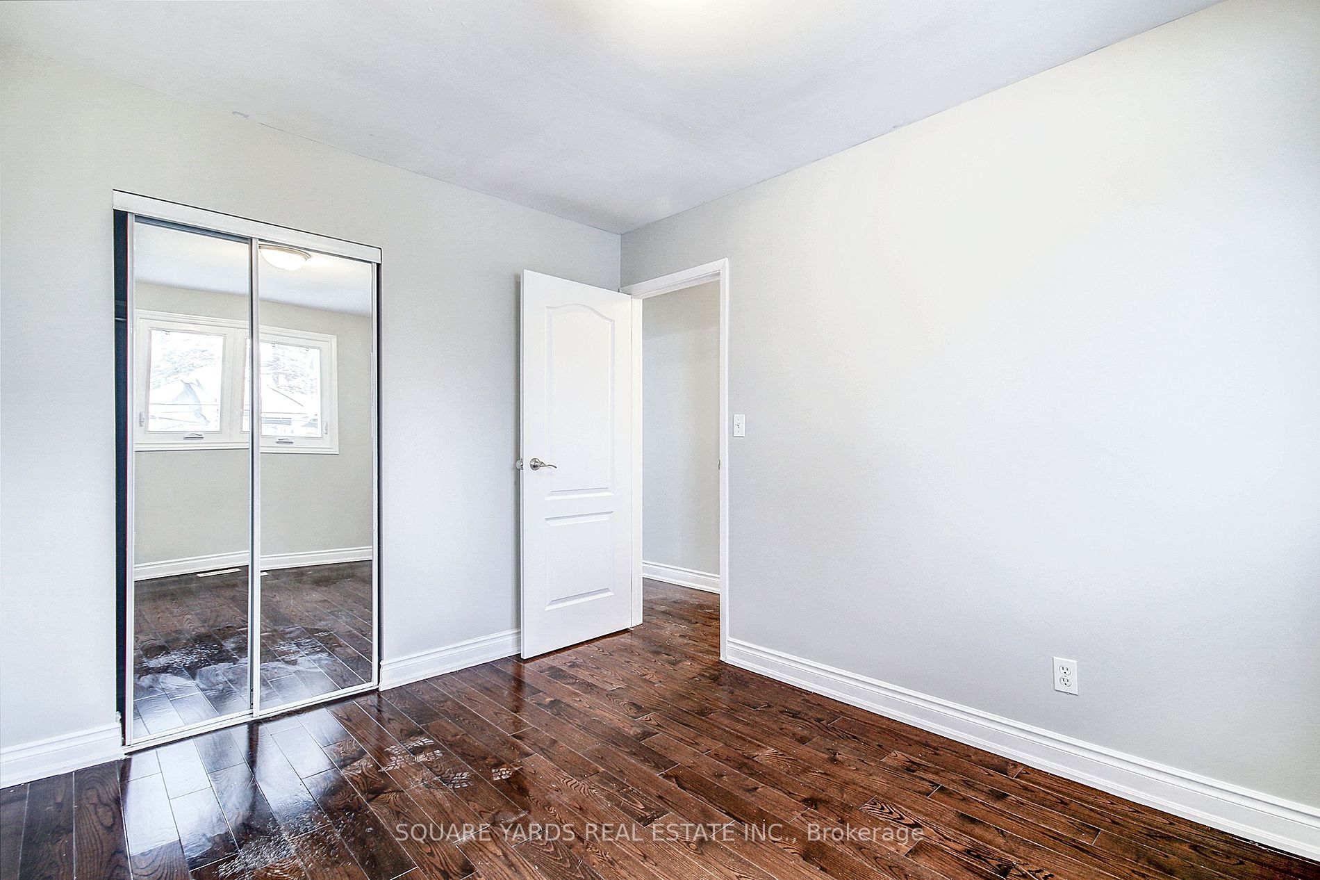 14 Agate Rd
