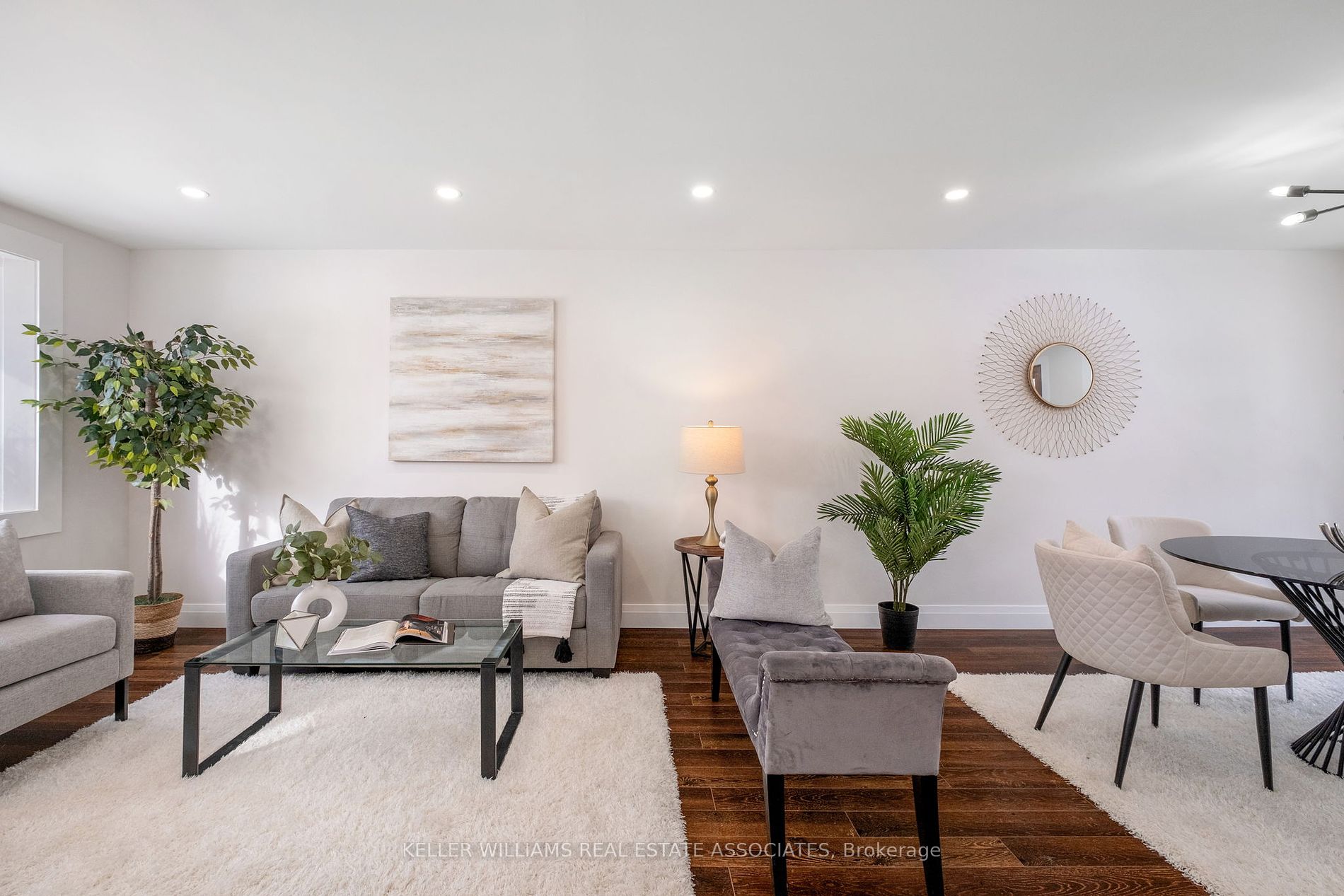 916 Greenwood Cres