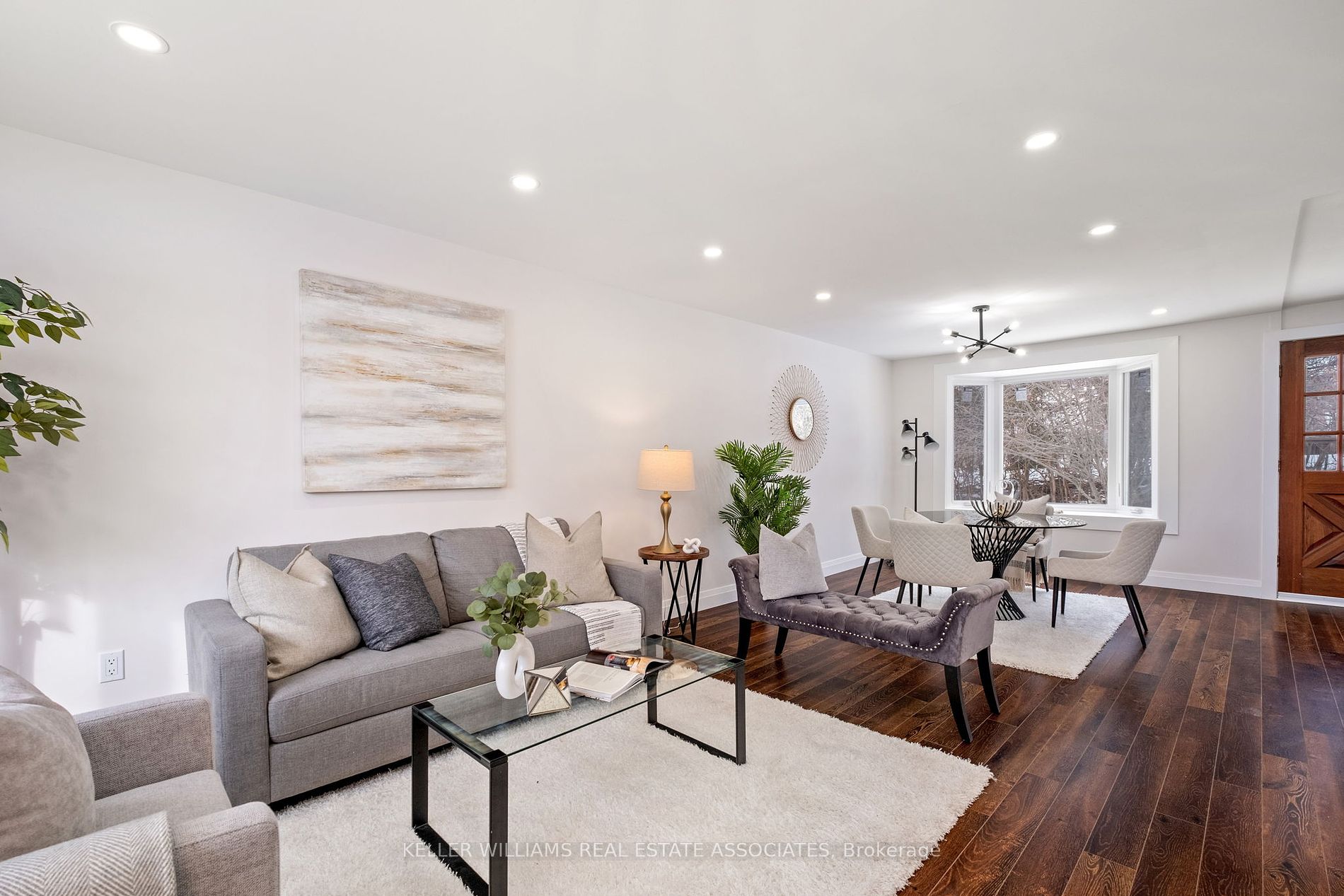 916 Greenwood Cres