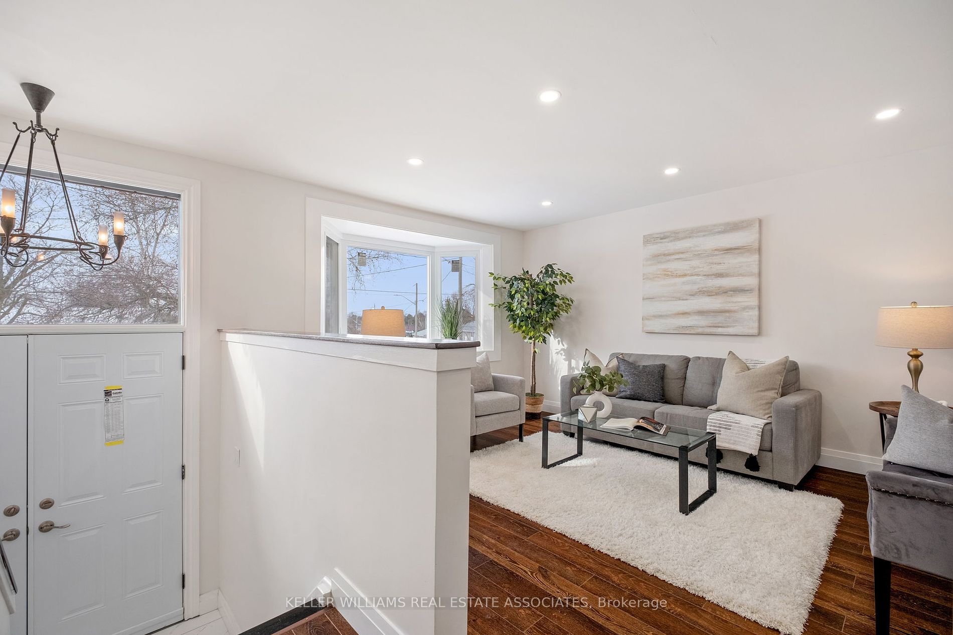 916 Greenwood Cres