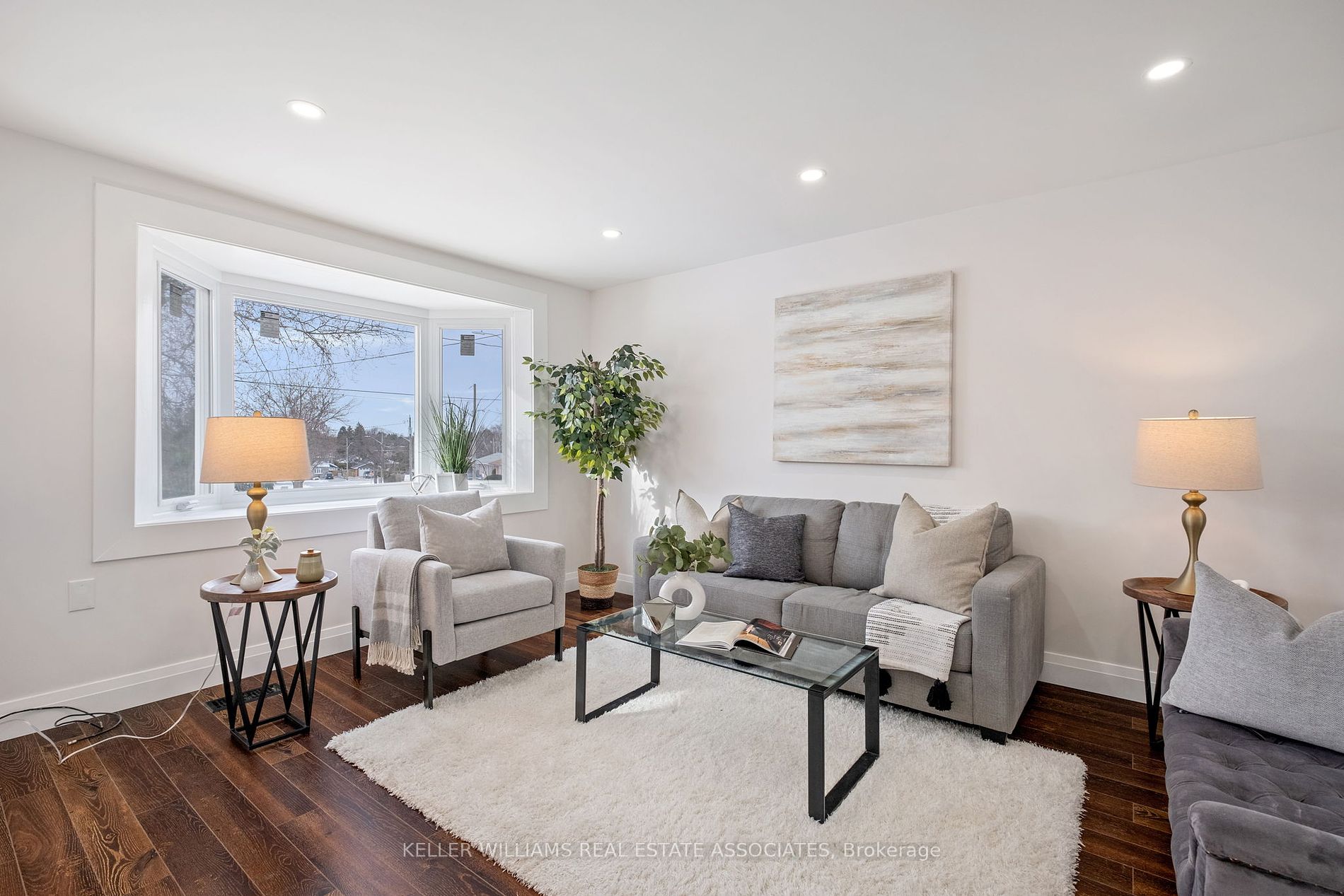 916 Greenwood Cres