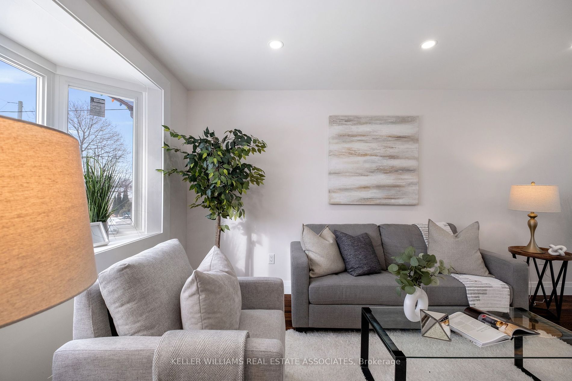 916 Greenwood Cres