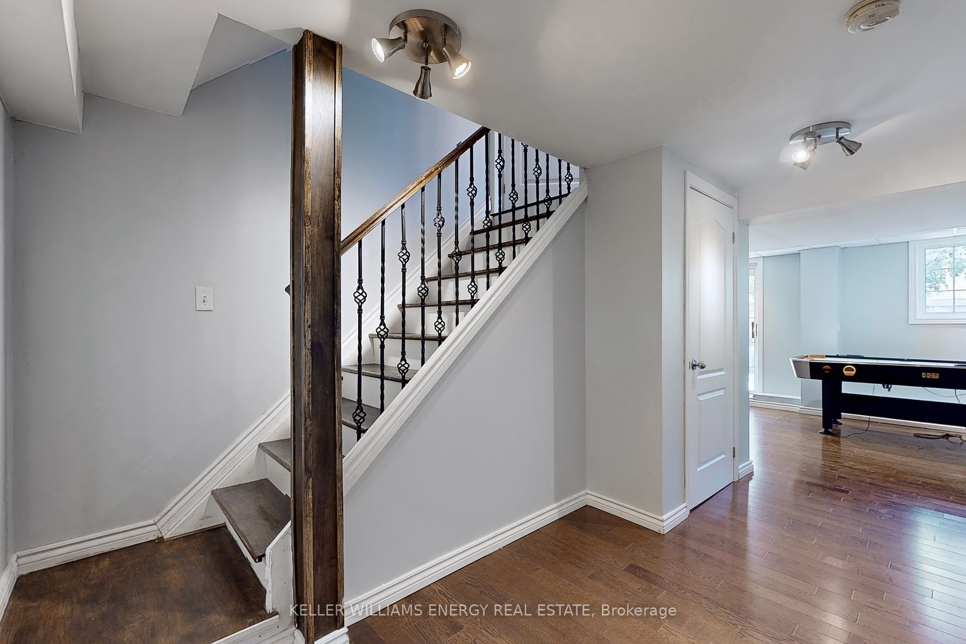 17 Bradbury Cres