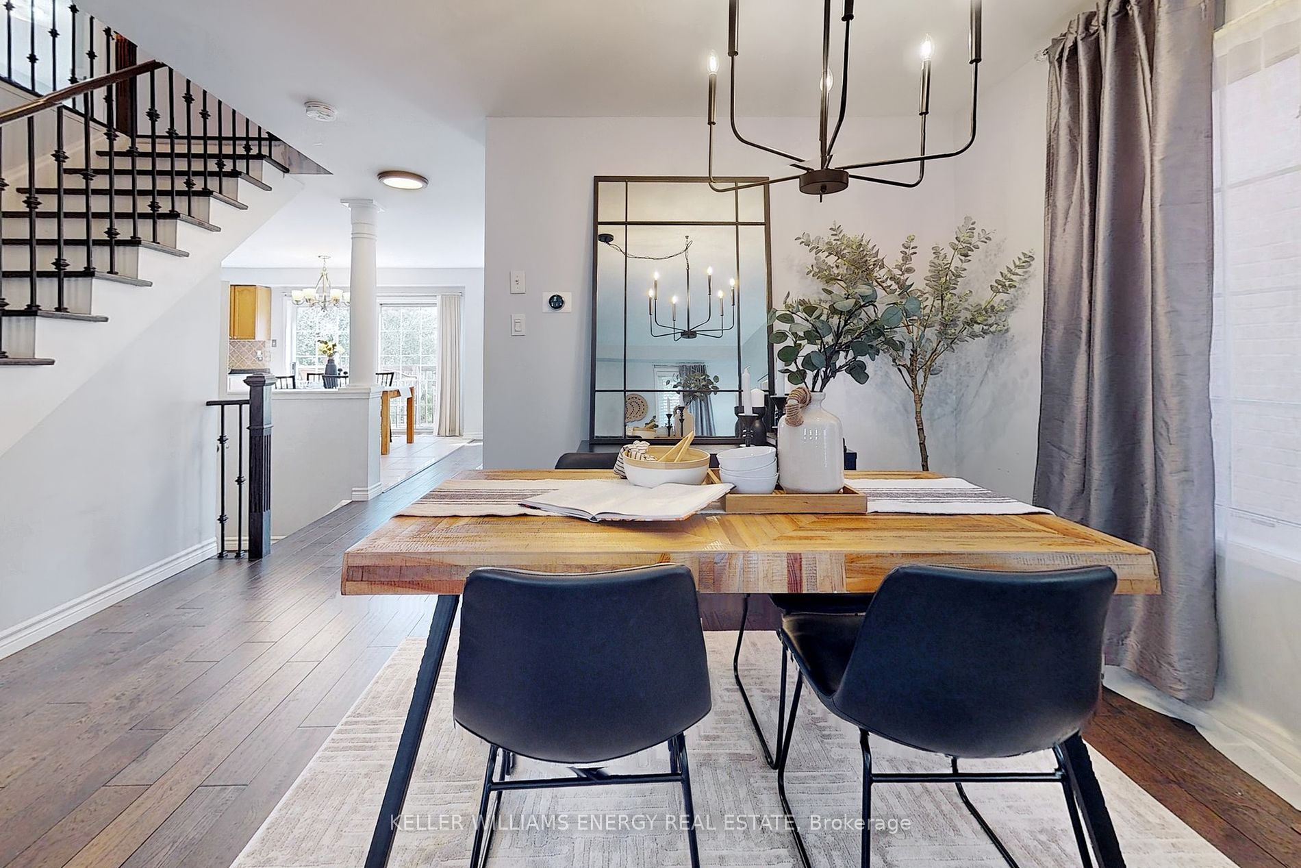 17 Bradbury Cres