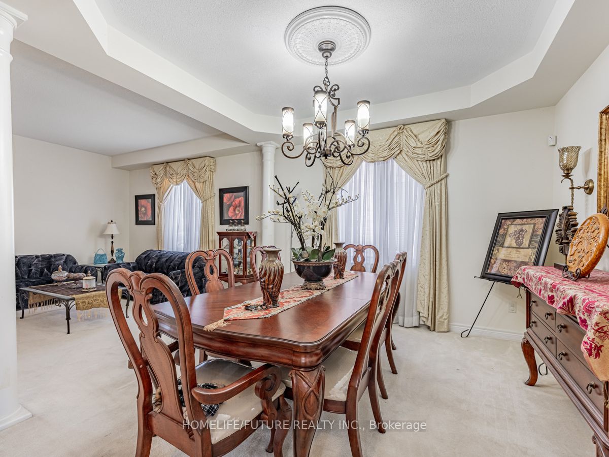 32 Grapevine Circle