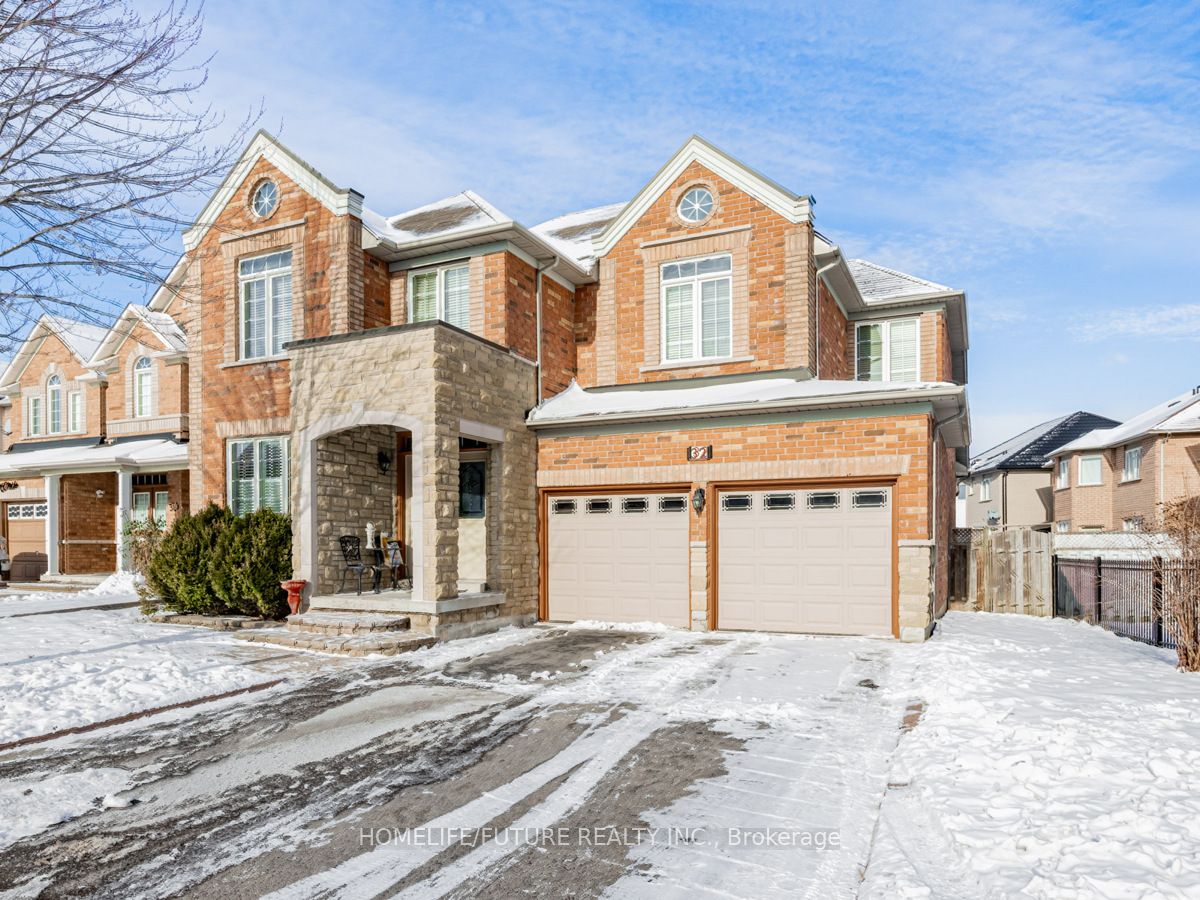32 Grapevine Circle