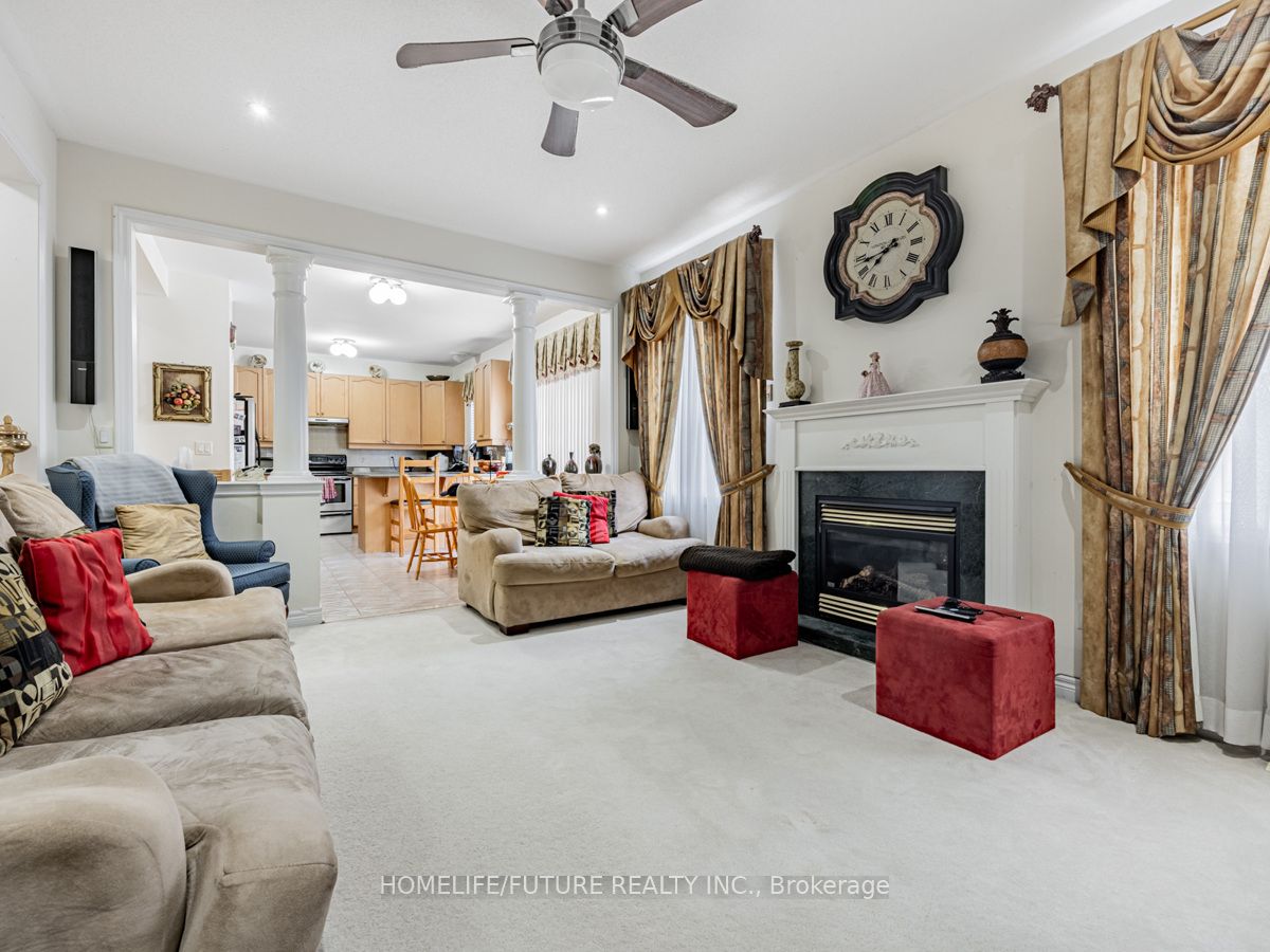 32 Grapevine Circle