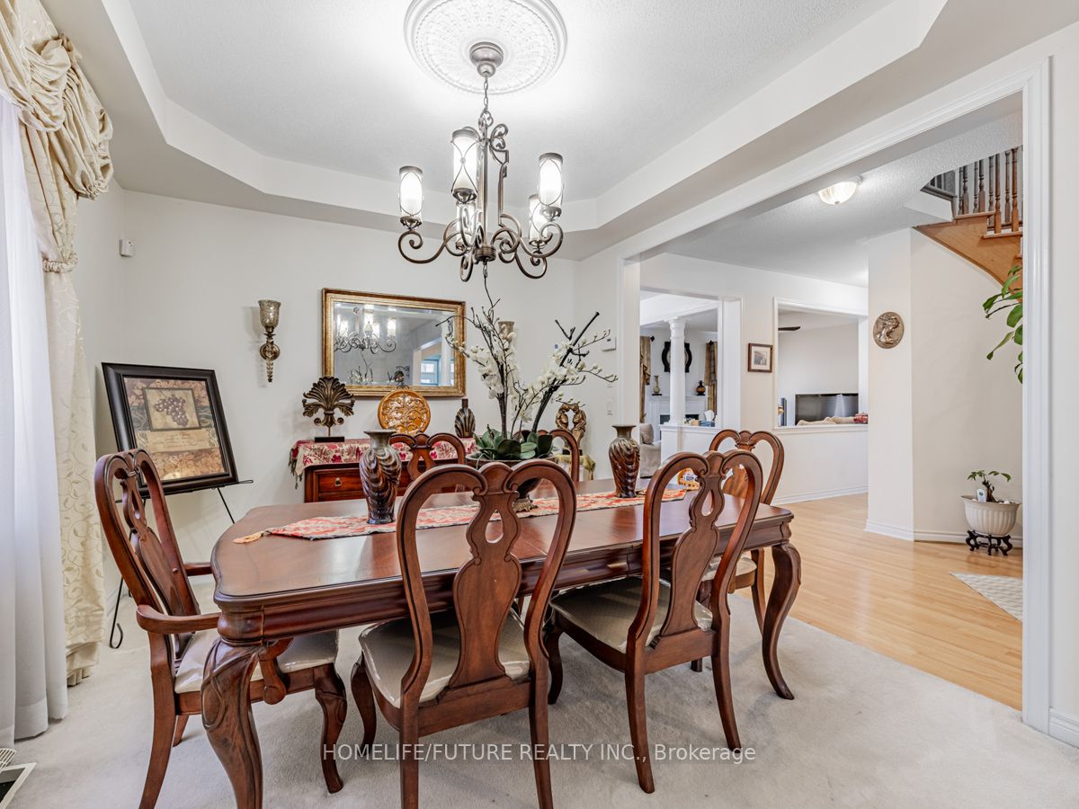 32 Grapevine Circle