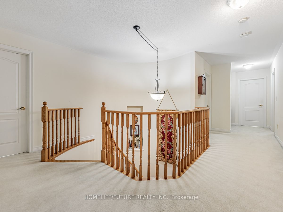 32 Grapevine Circle