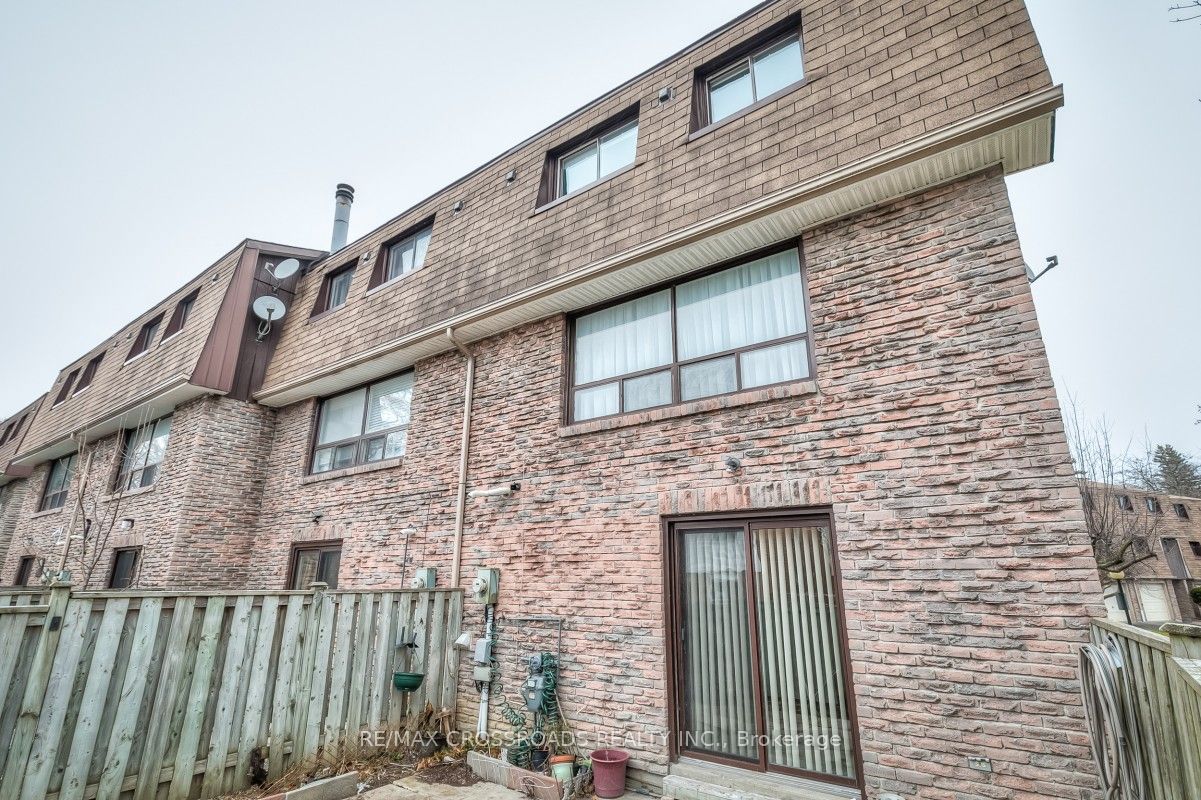 1958 Rosefield Rd, ##38