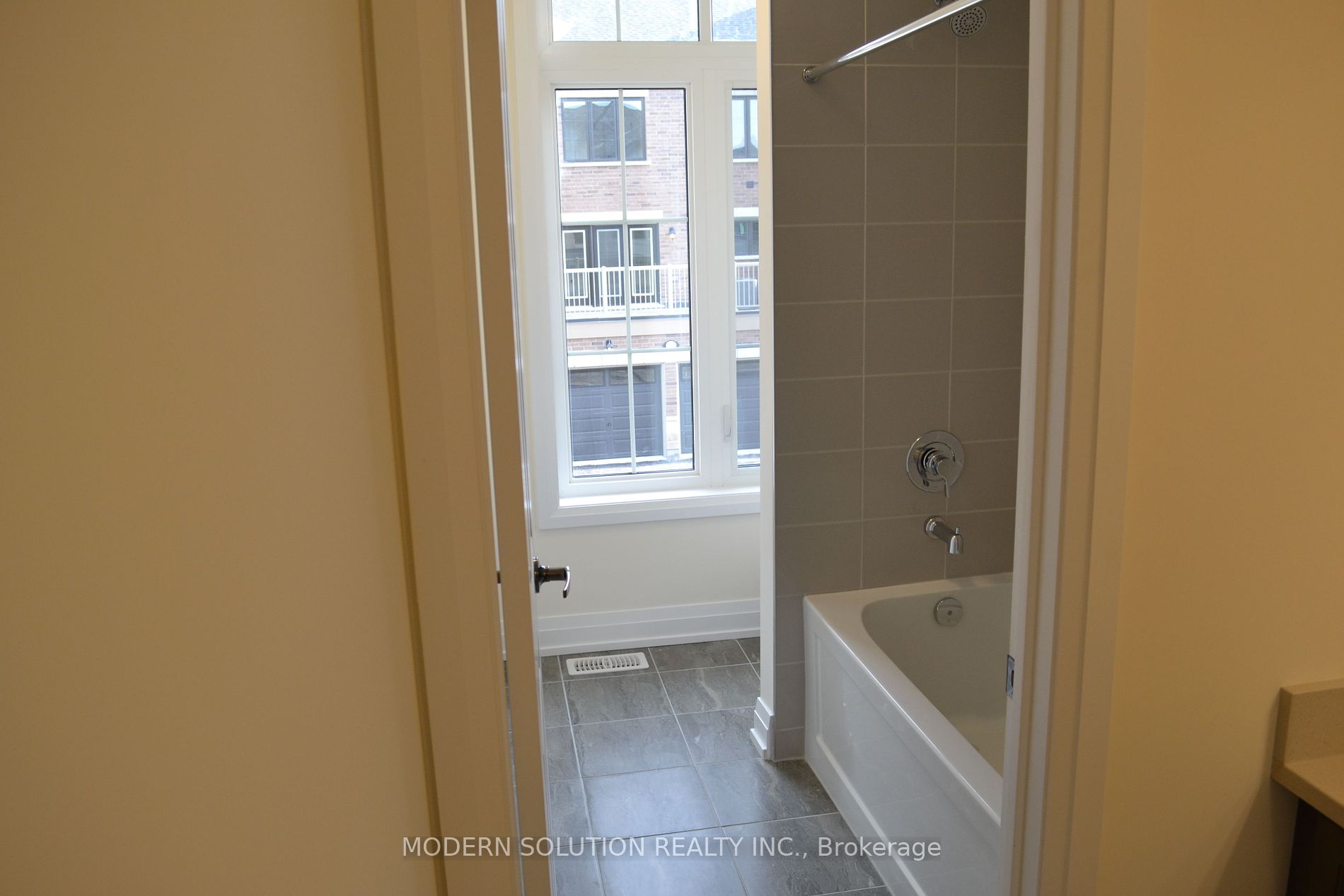 1480 Altona Road, #06