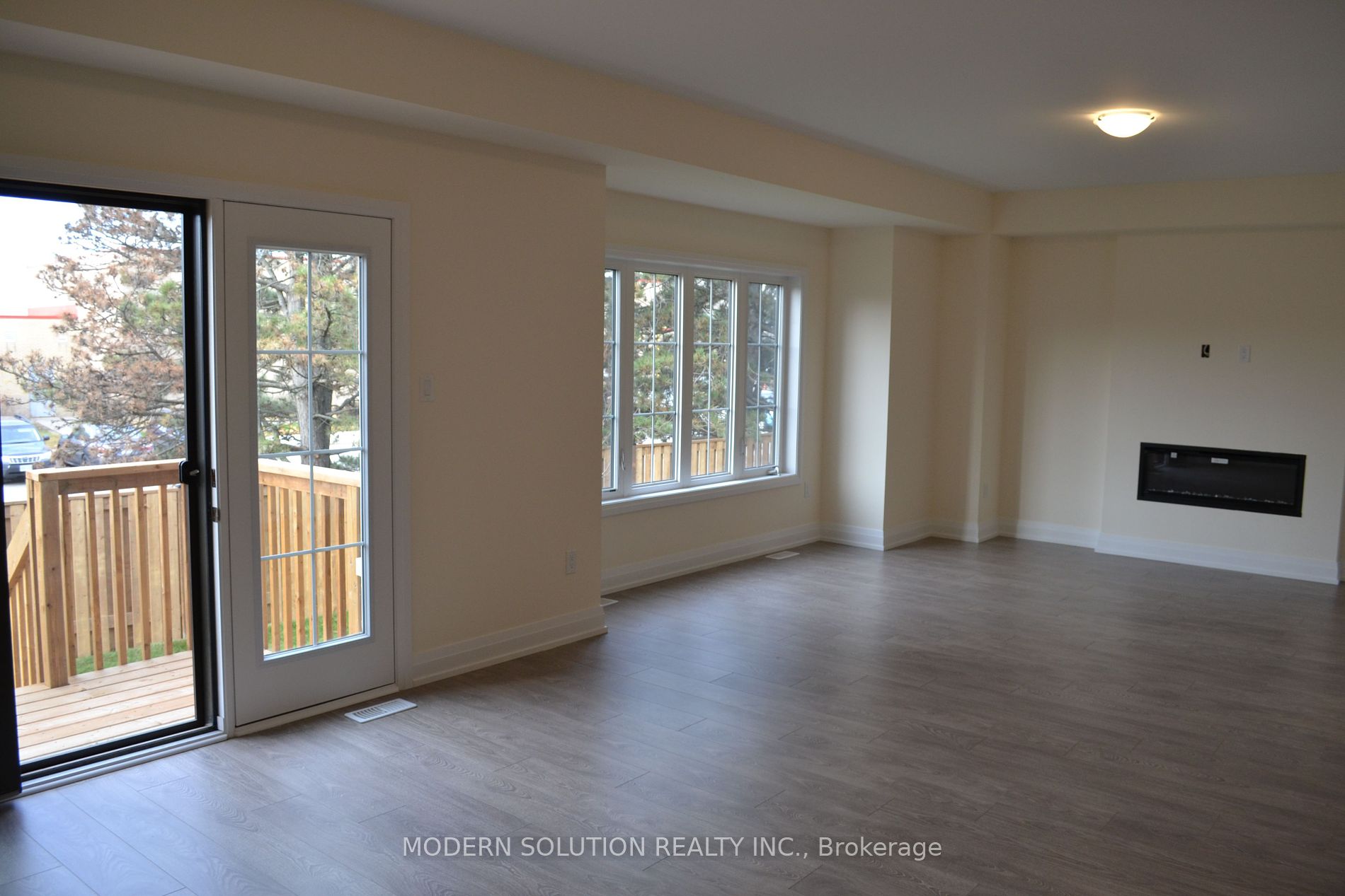 1480 Altona Road, #06
