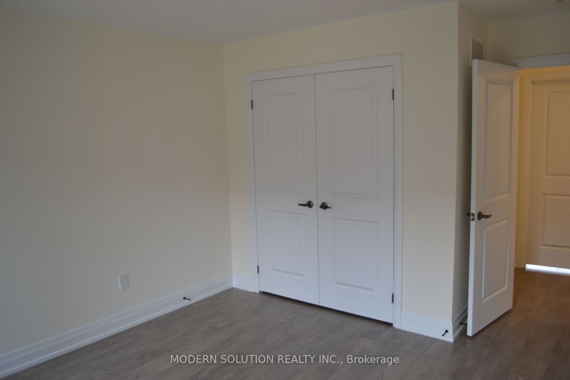 1480 Altona Road, #06