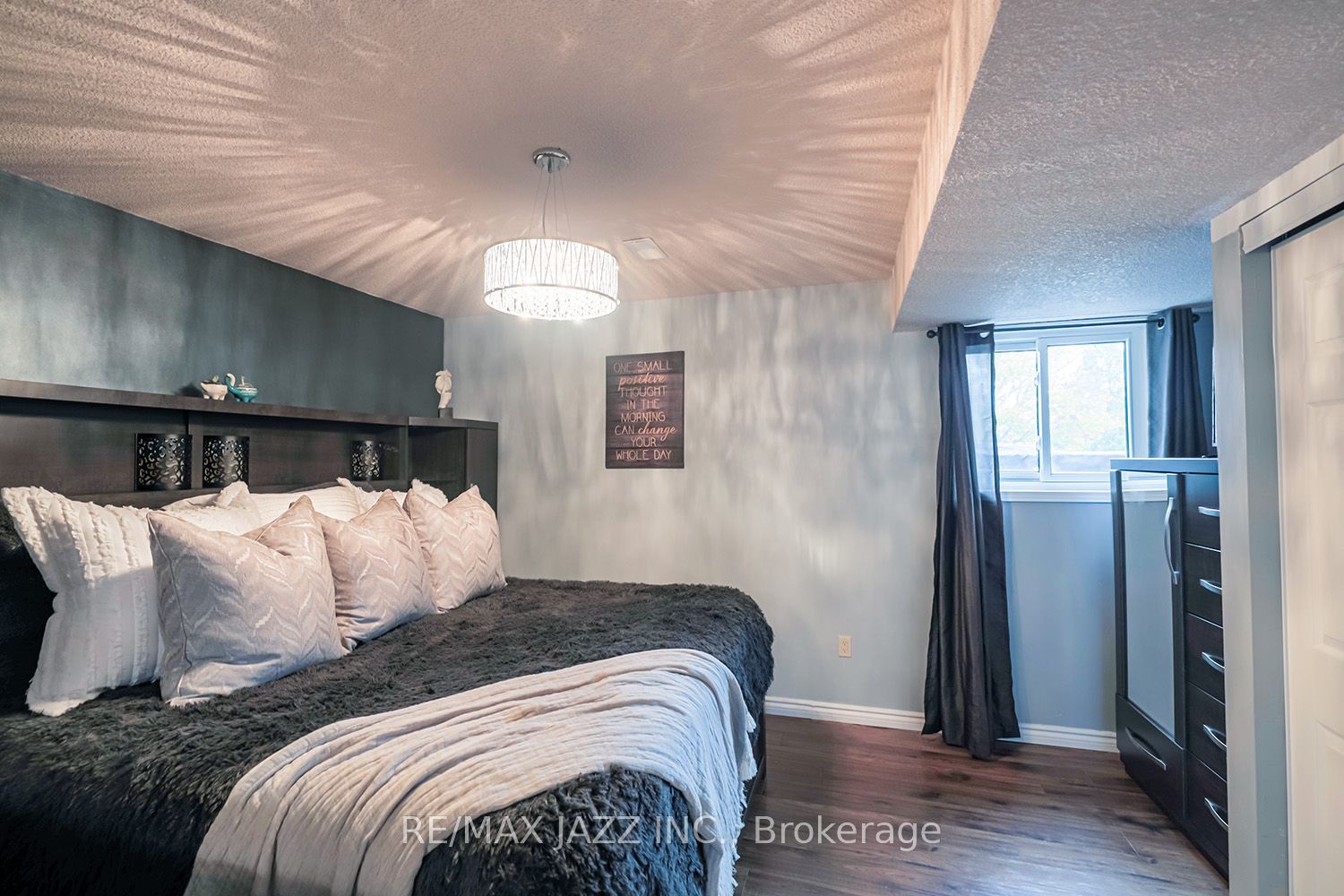 73 Abernethy Cres