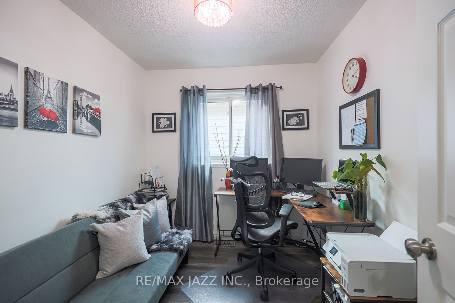 73 Abernethy Cres