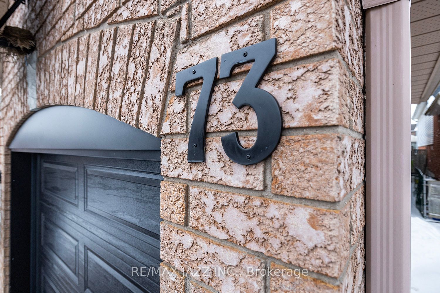 73 Abernethy Cres