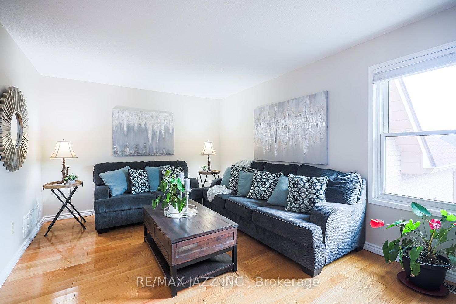73 Abernethy Cres