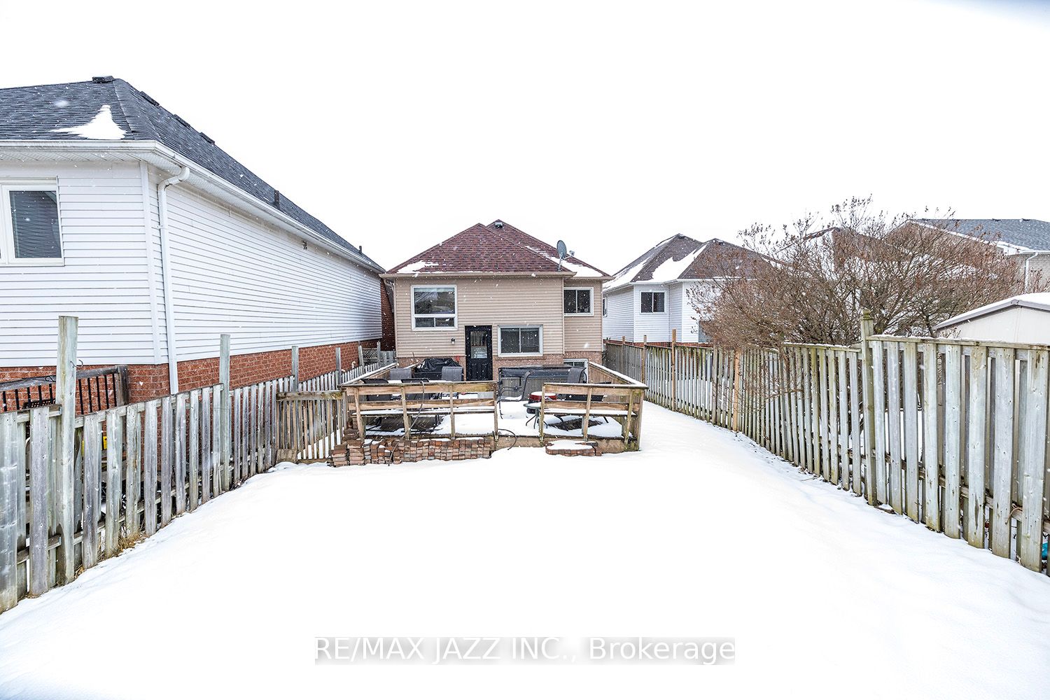 73 Abernethy Cres