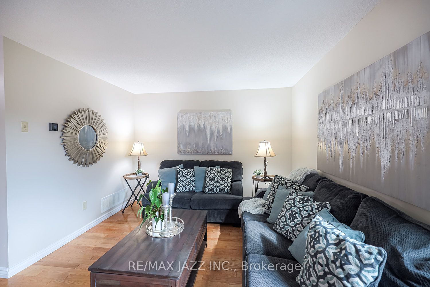 73 Abernethy Cres