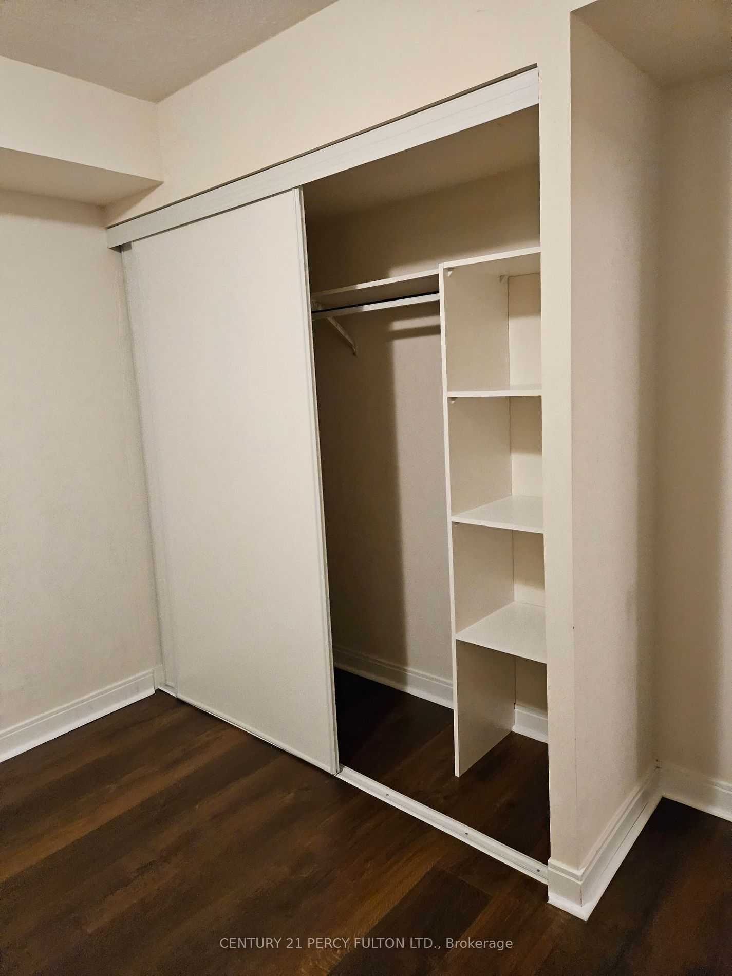 181 Village Green Square, #2312