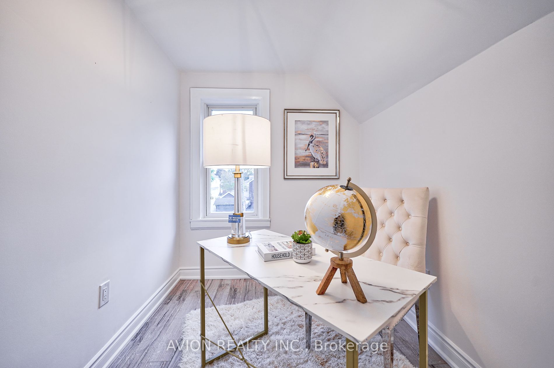 121 Stacey Ave