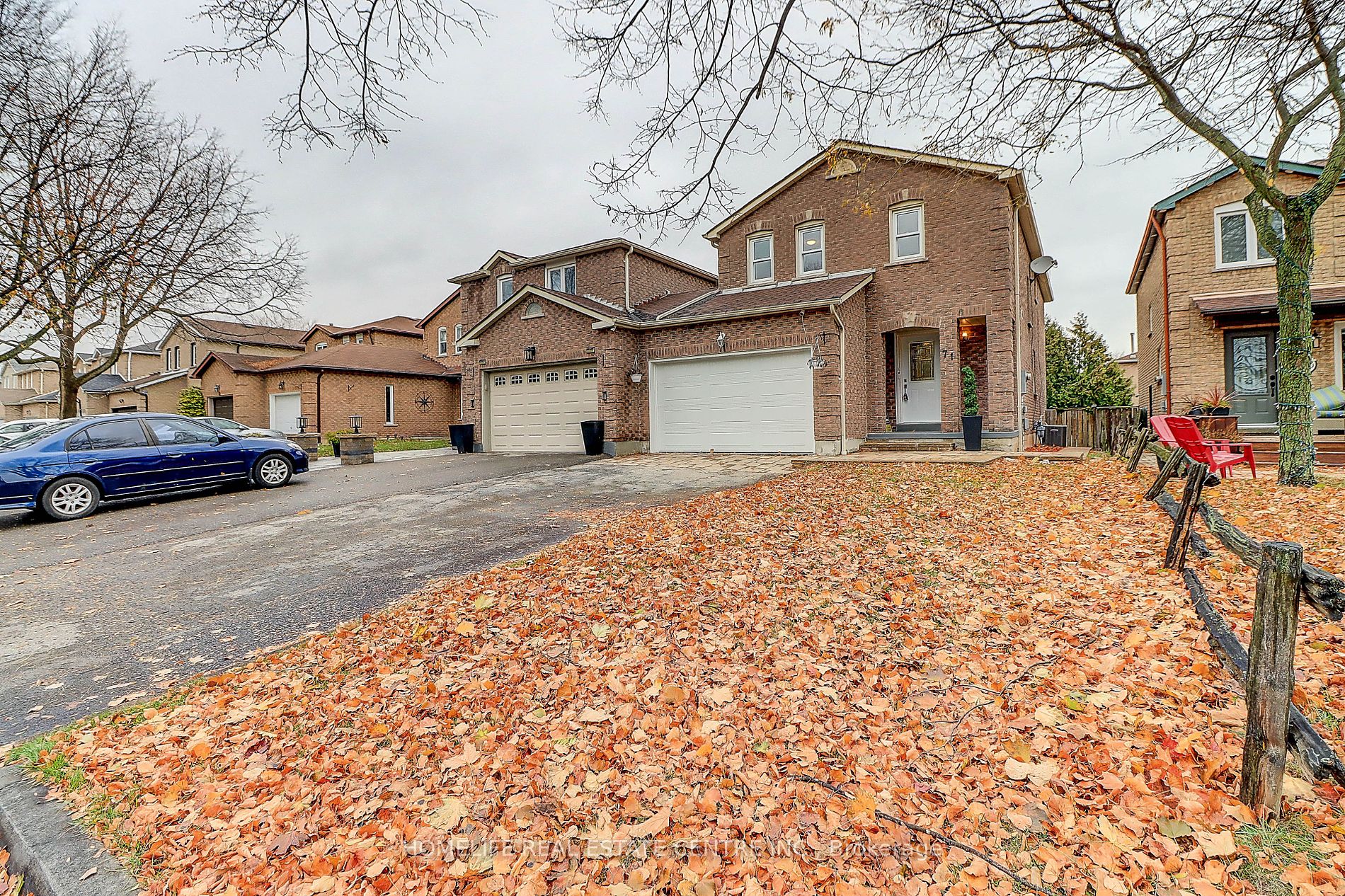 71 Hewitt Cres