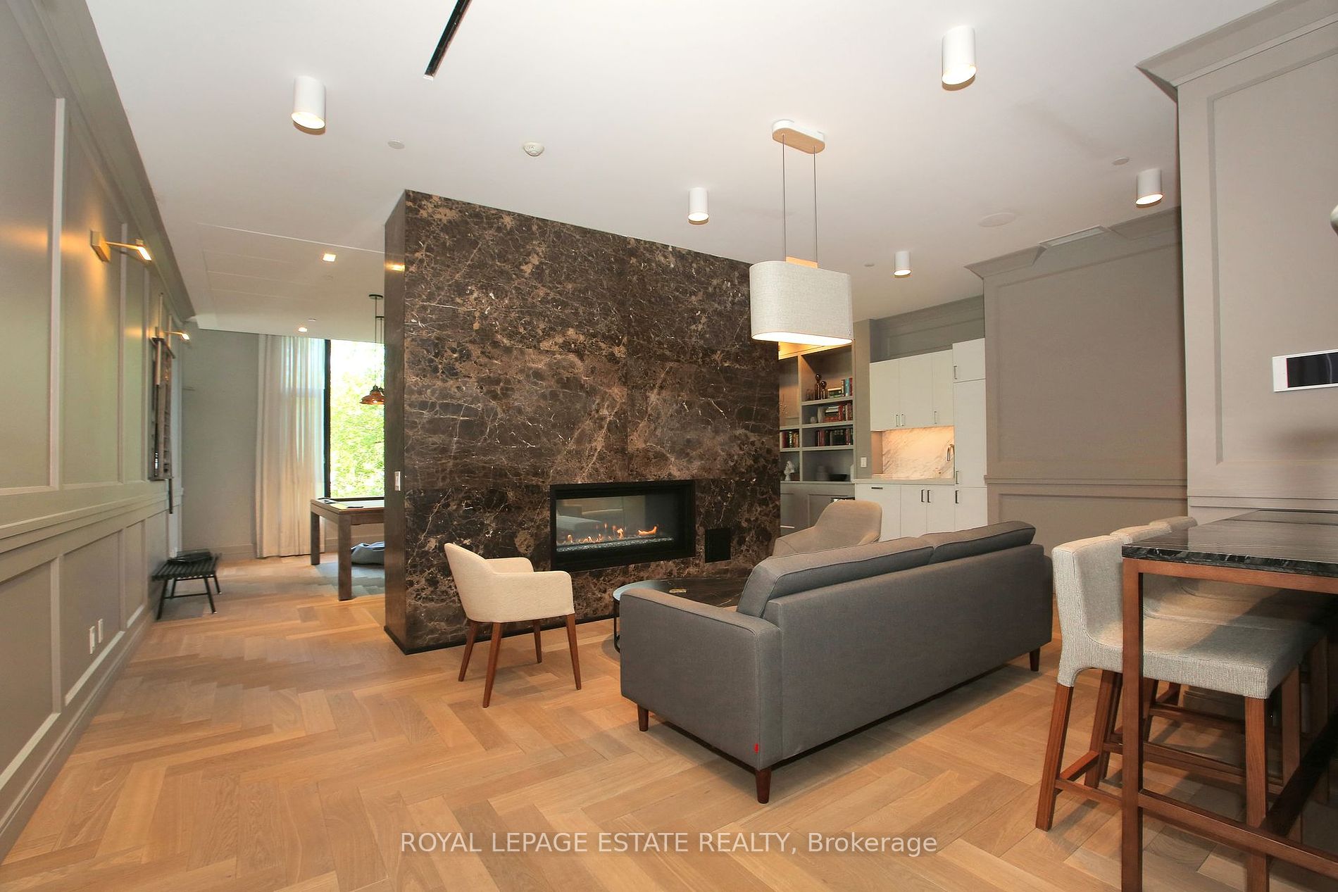 1100 Kingston Rd, #214