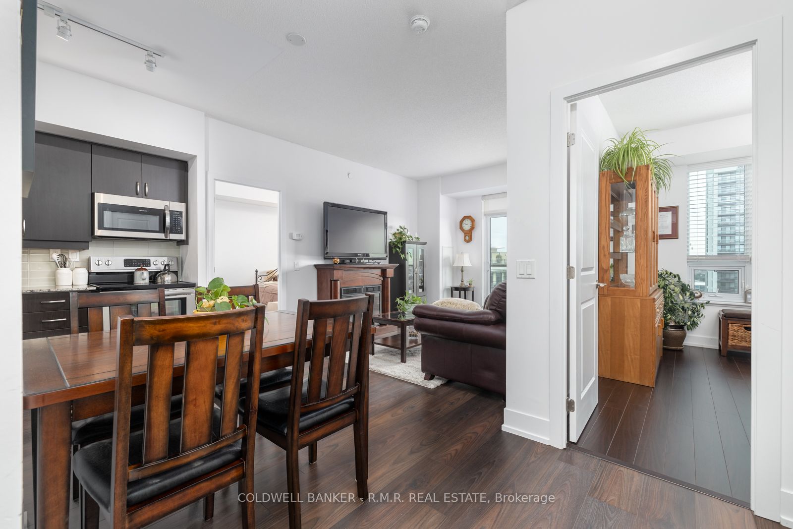 1215 Bayly St, #Lph03