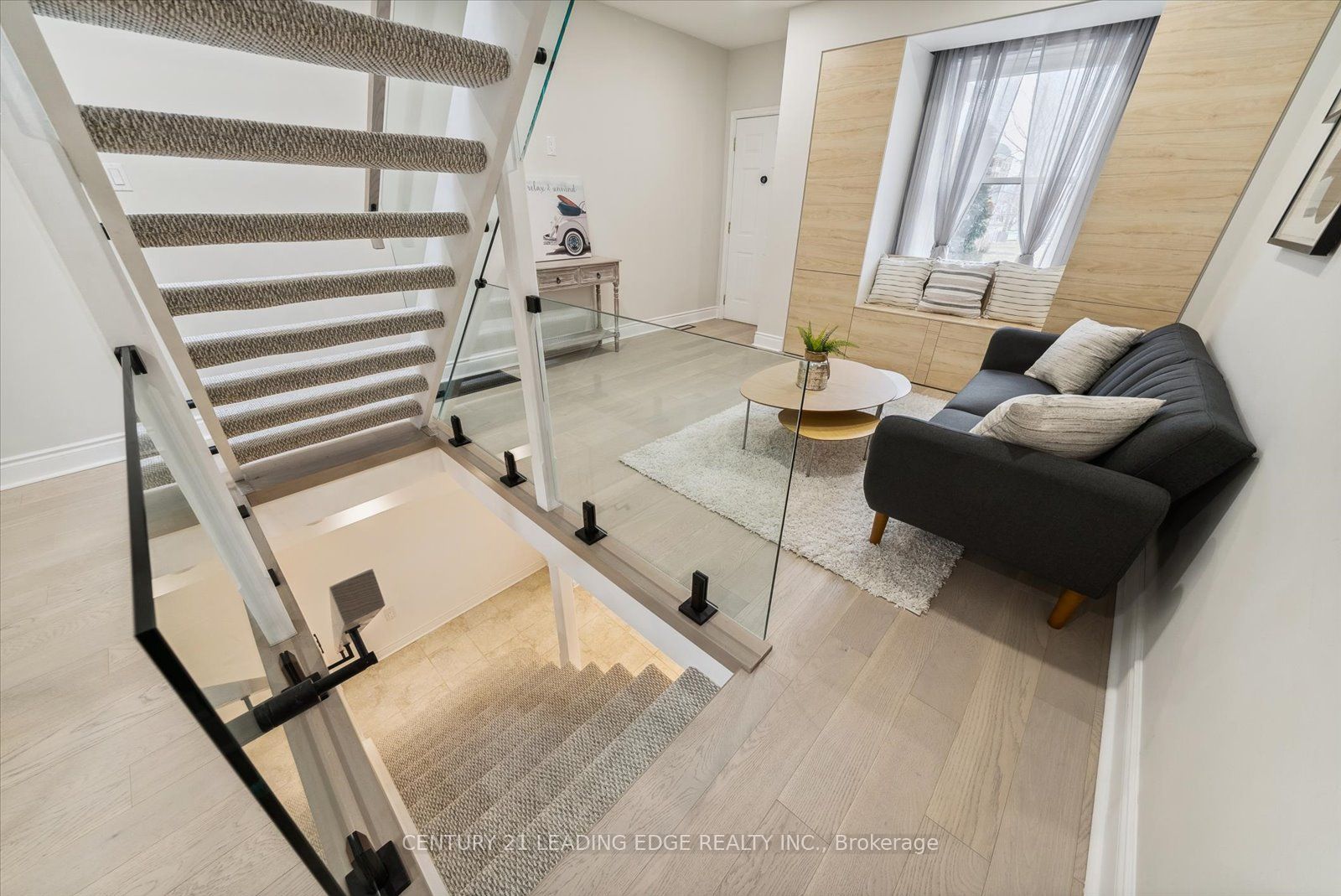 3 Lockwood Rd