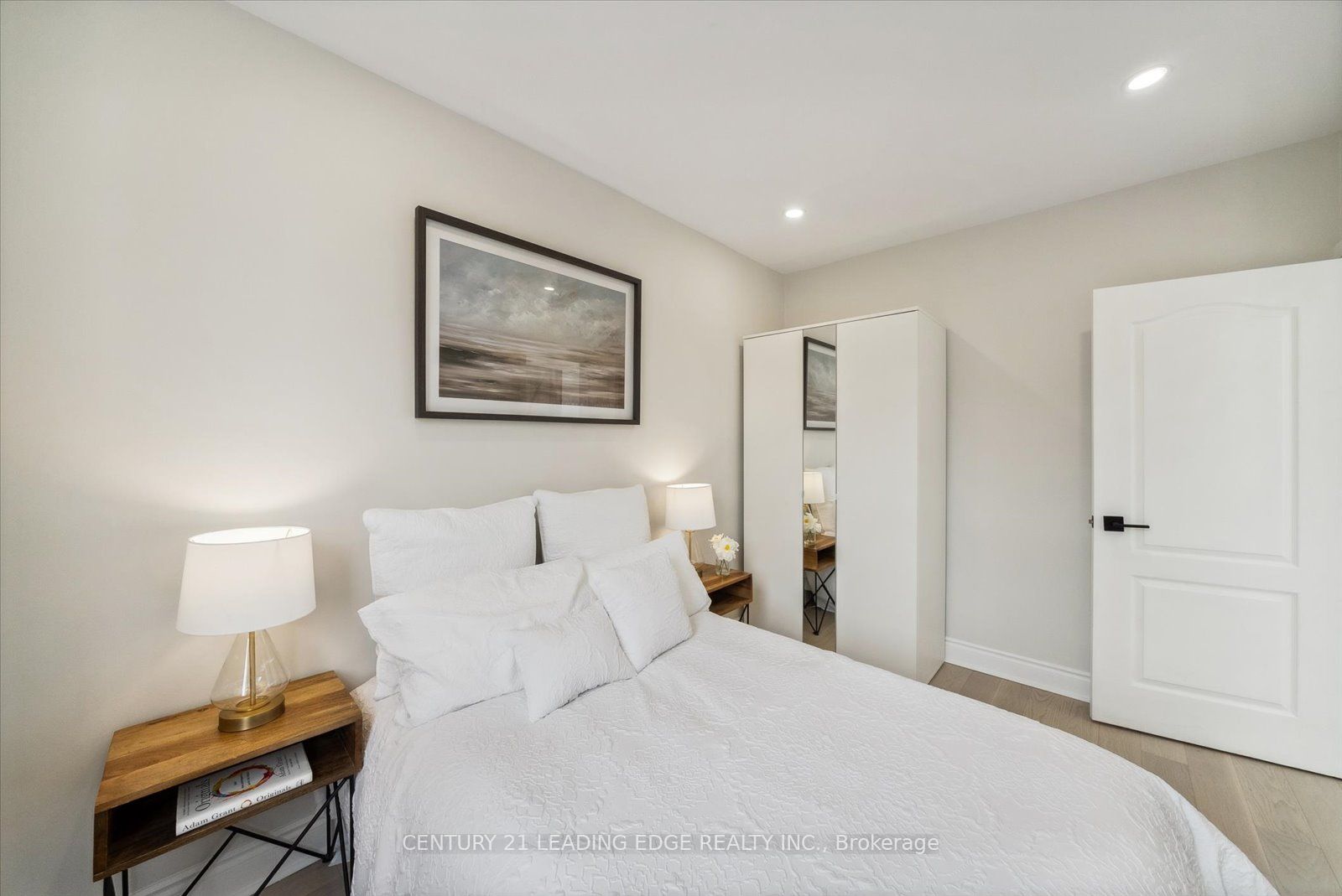3 Lockwood Rd