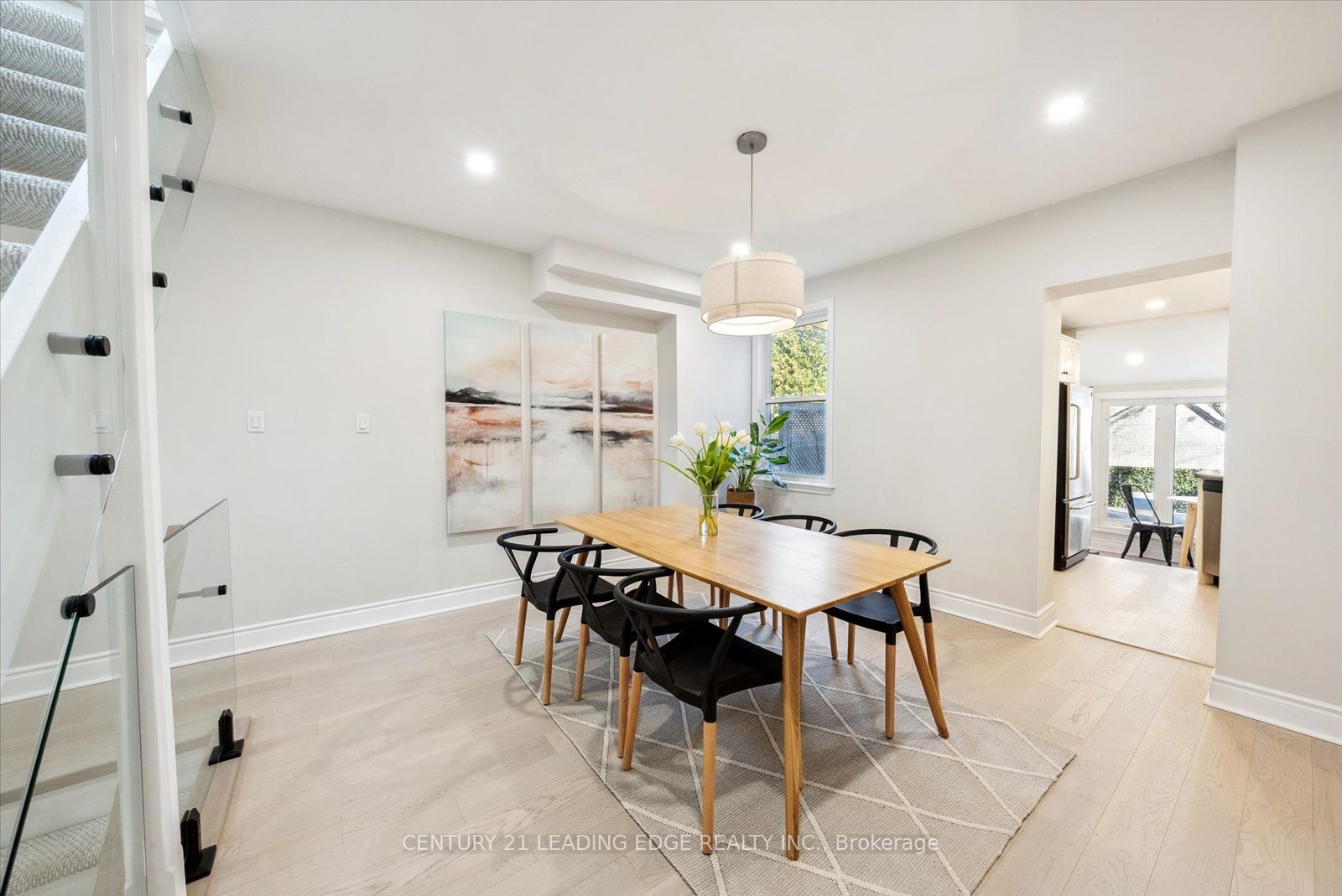 3 Lockwood Rd