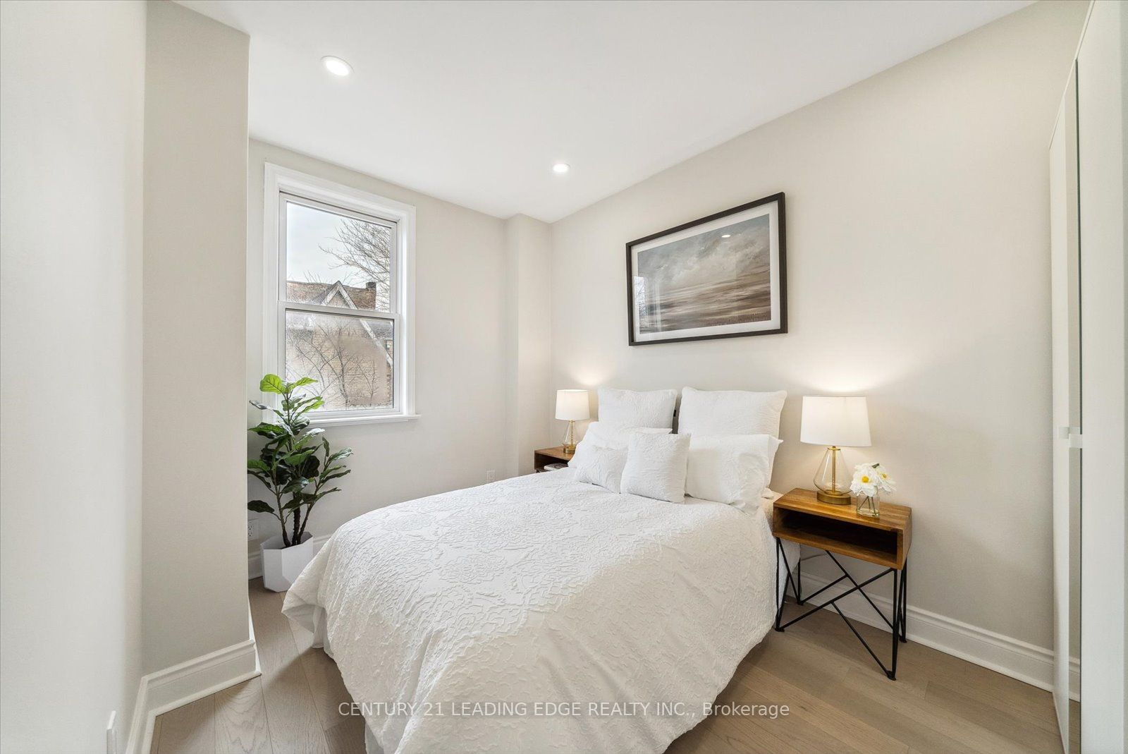 3 Lockwood Rd