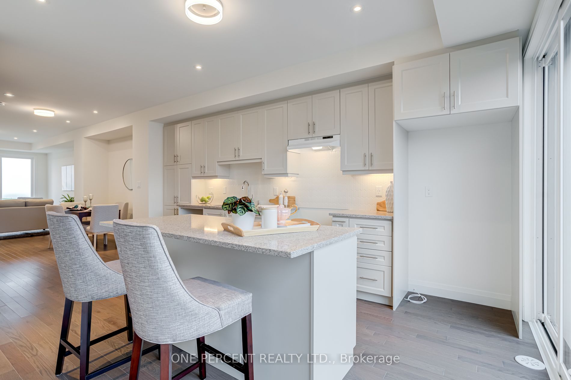 689 Port Darlington Rd, #46