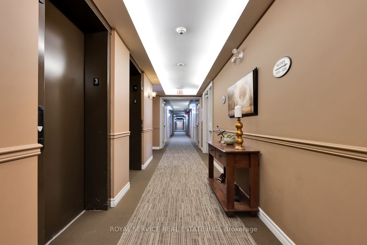 61 Clarington Blvd, #312