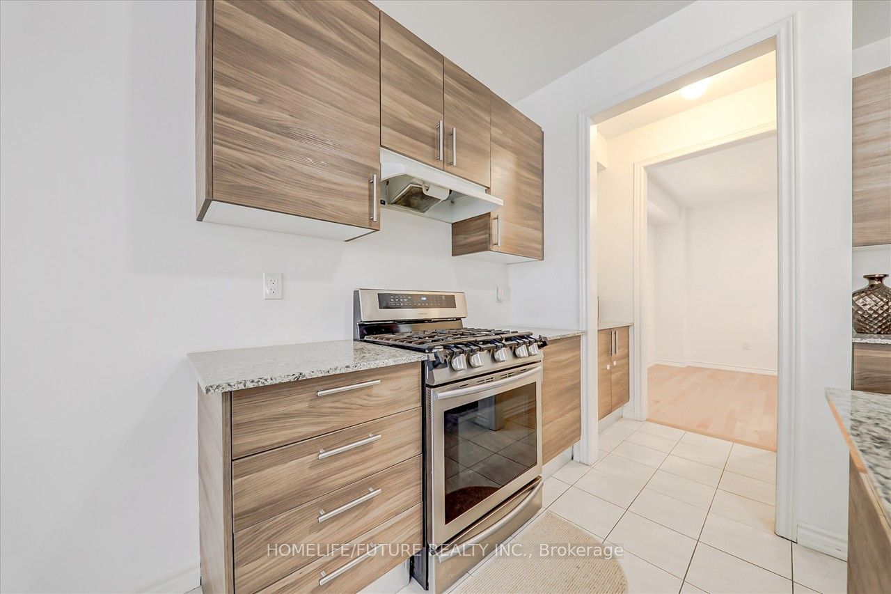 25 Lyle Dr
