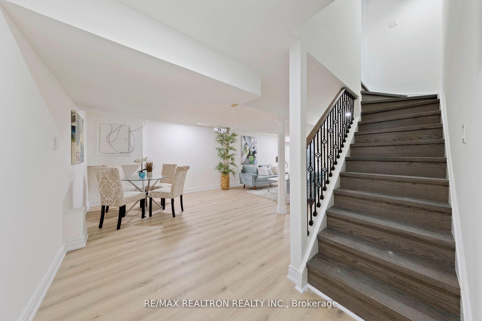 63 Darby Crt