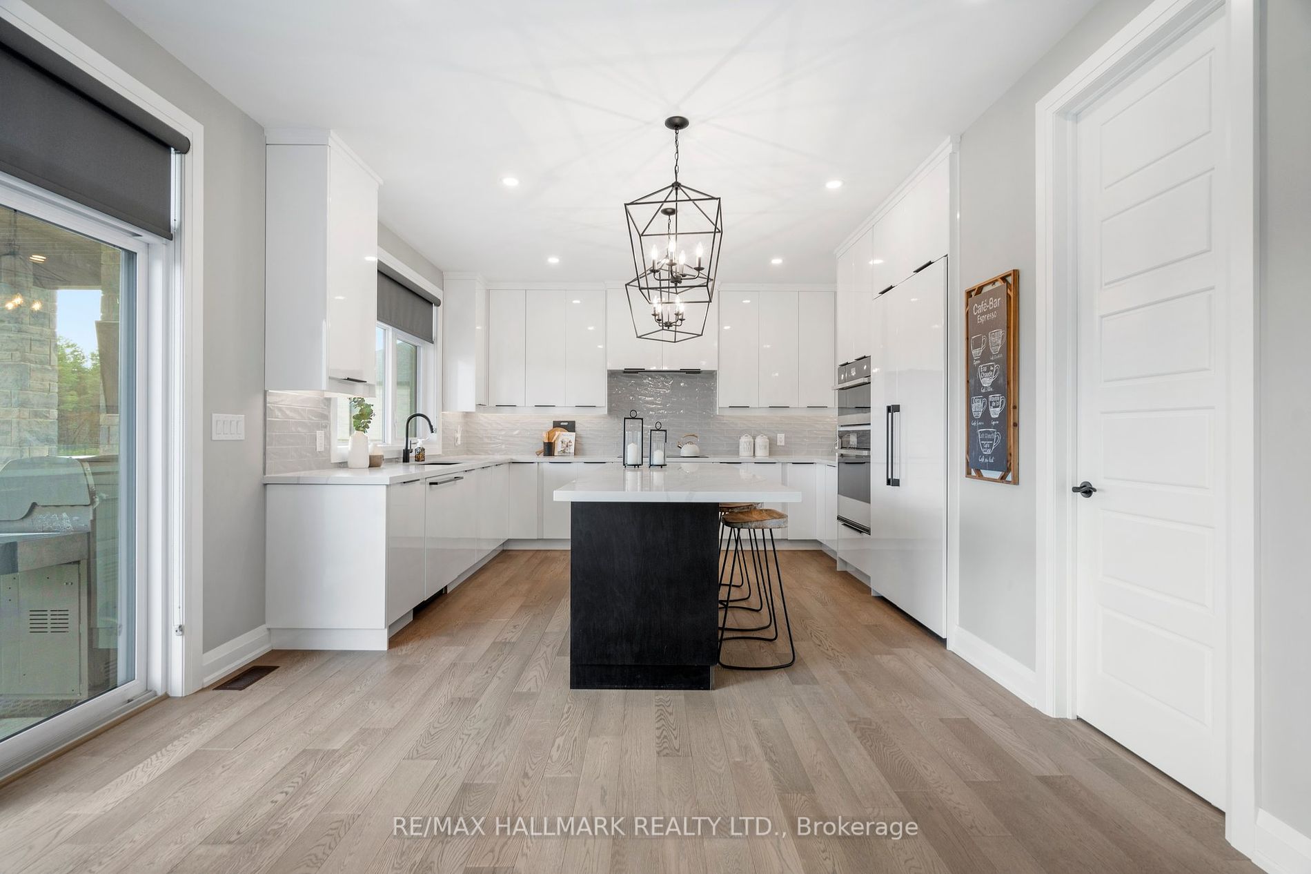 51 Charles Tilley Cres