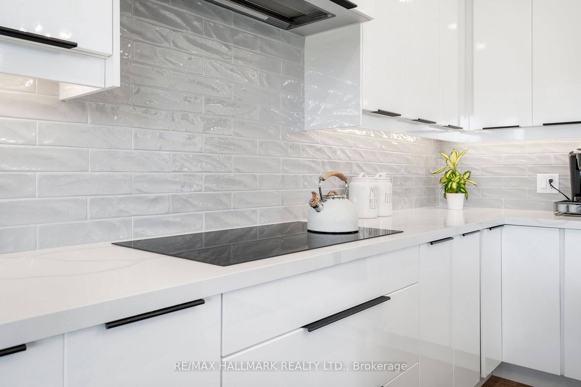51 Charles Tilley Cres